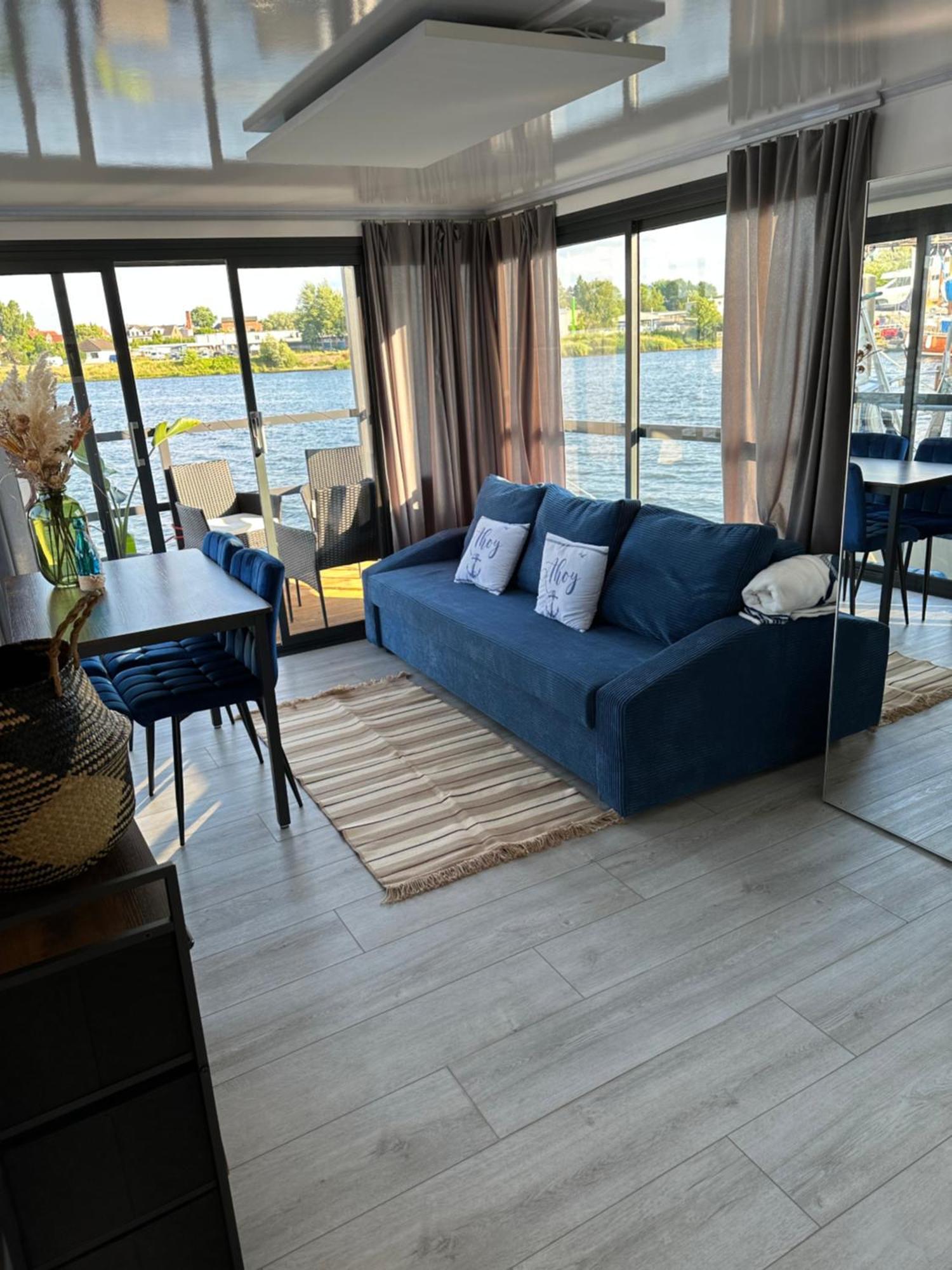 Premium Hausboot Trave Traum Apartment Lubeck Exterior photo